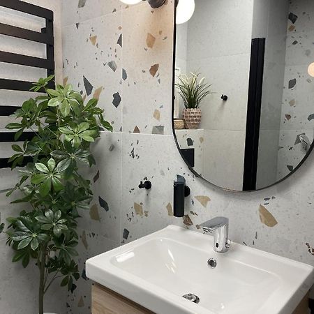 Oui Oui Apartment Βαρσοβία Εξωτερικό φωτογραφία