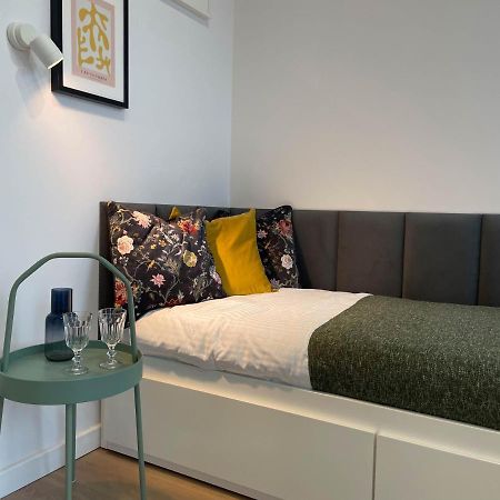 Oui Oui Apartment Βαρσοβία Εξωτερικό φωτογραφία