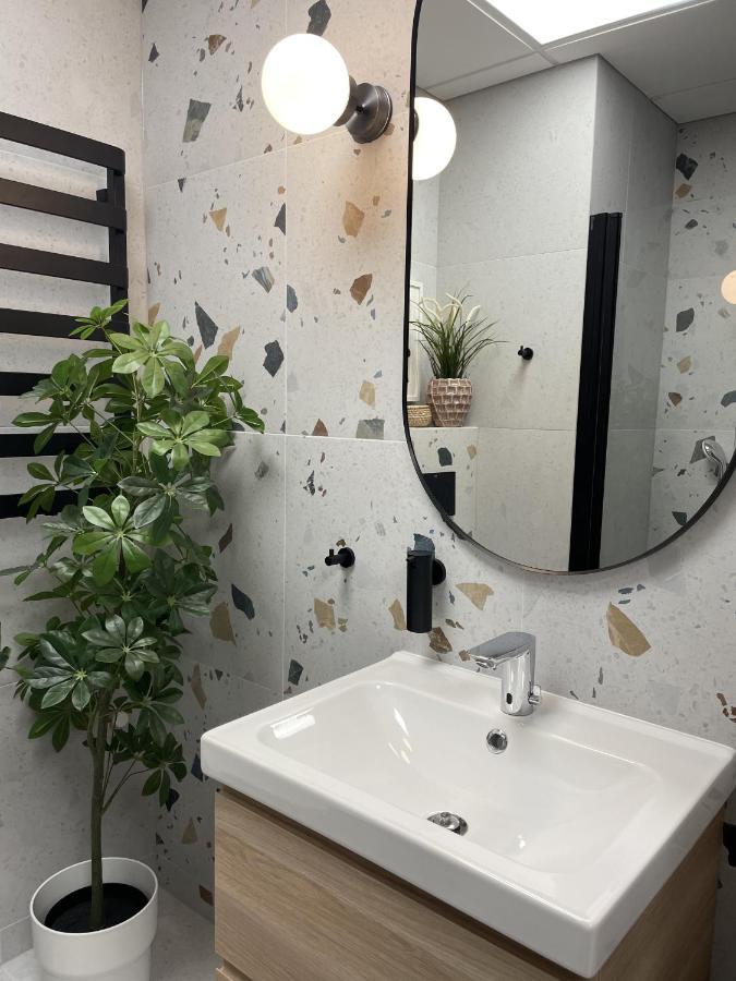 Oui Oui Apartment Βαρσοβία Εξωτερικό φωτογραφία